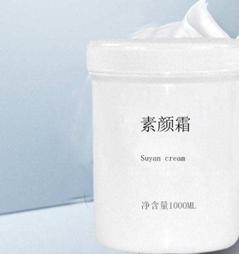 V7 Whitening Moisturizing Cream for Radiant Skin