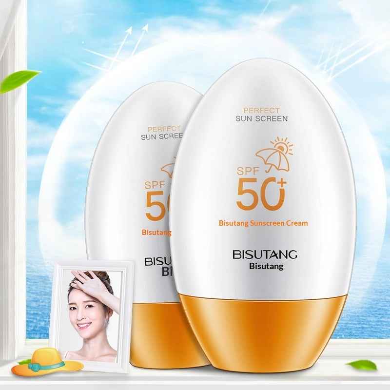 Moisturizing Sunscreen SPF50: Hydrate and Protect Your Skin Effortlessly